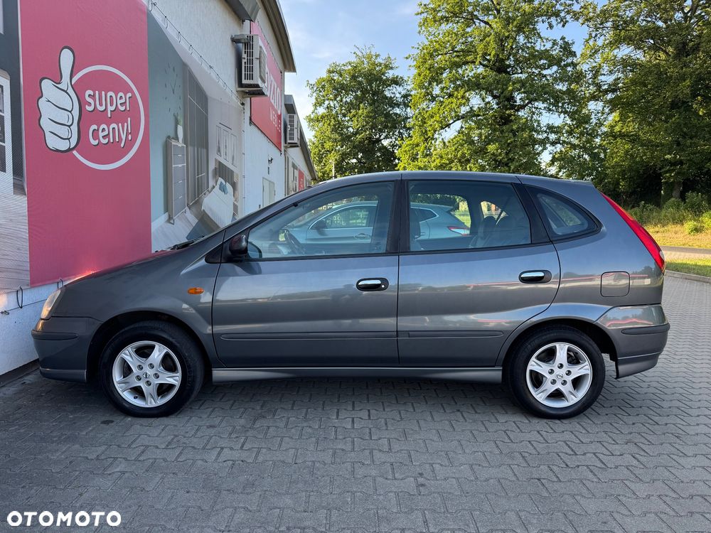 Nissan Almera Tino - 6