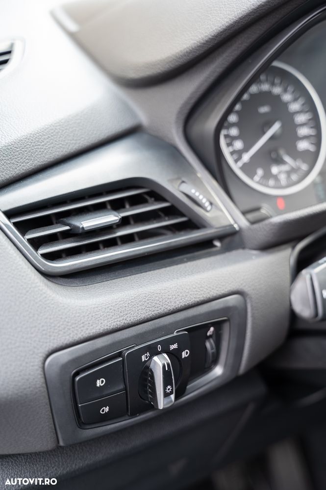 BMW Seria 2 218d Standard - 14