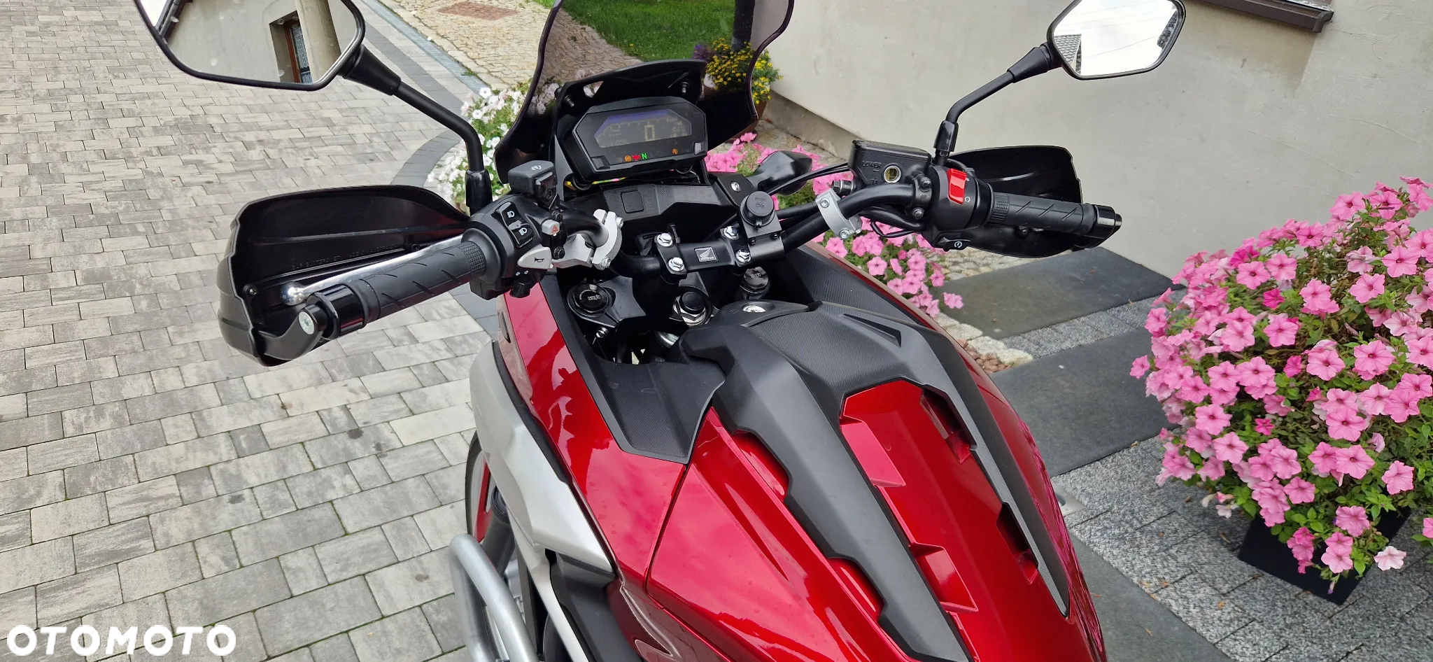 Honda NC - 12