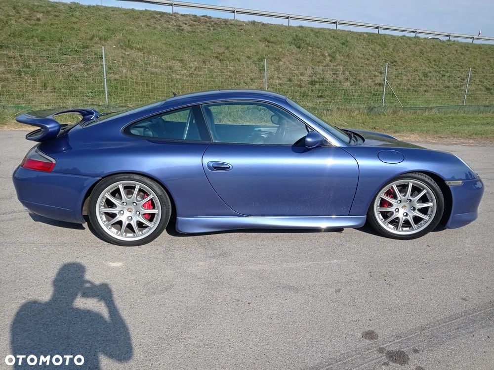 Porsche 911 Carrera - 11