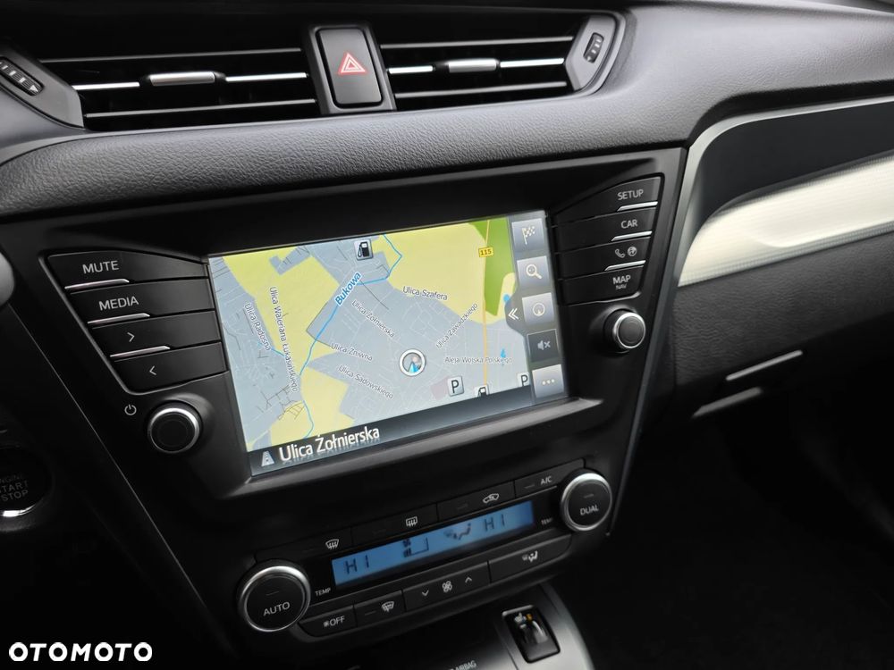 Toyota Avensis 1.8 Prestige - 33