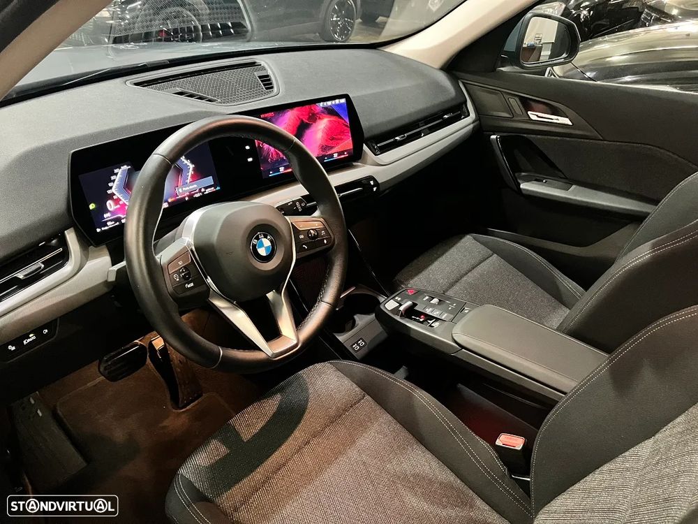BMW X1 sDrive18i - 34