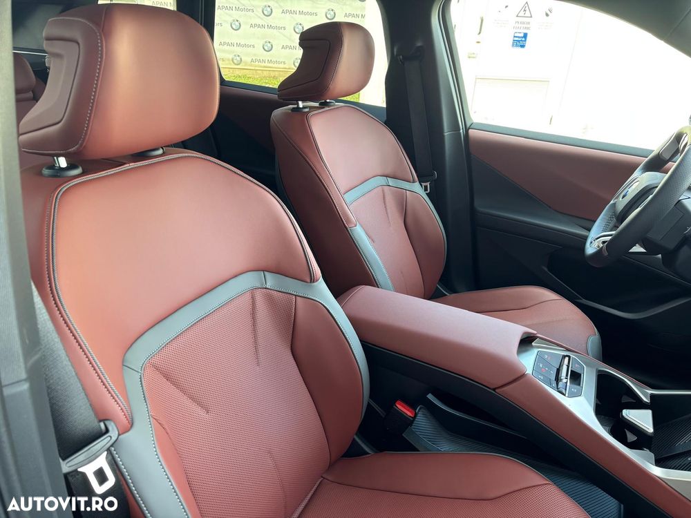BMW iX3 50 xDrive - 14