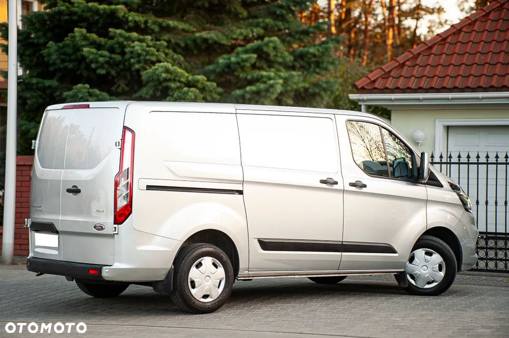 Ford Transit Custom - 11