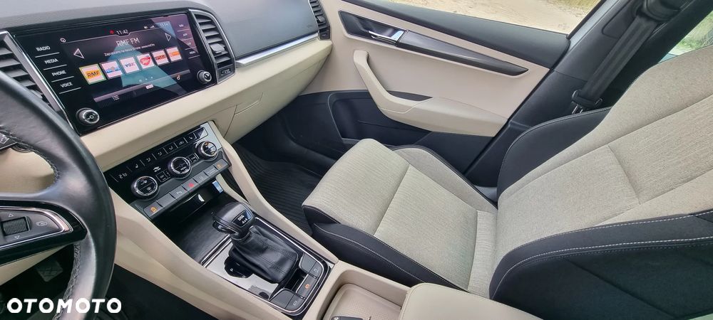 Skoda Karoq 2.0 TDI SCR 4x4 Style DSG - 9