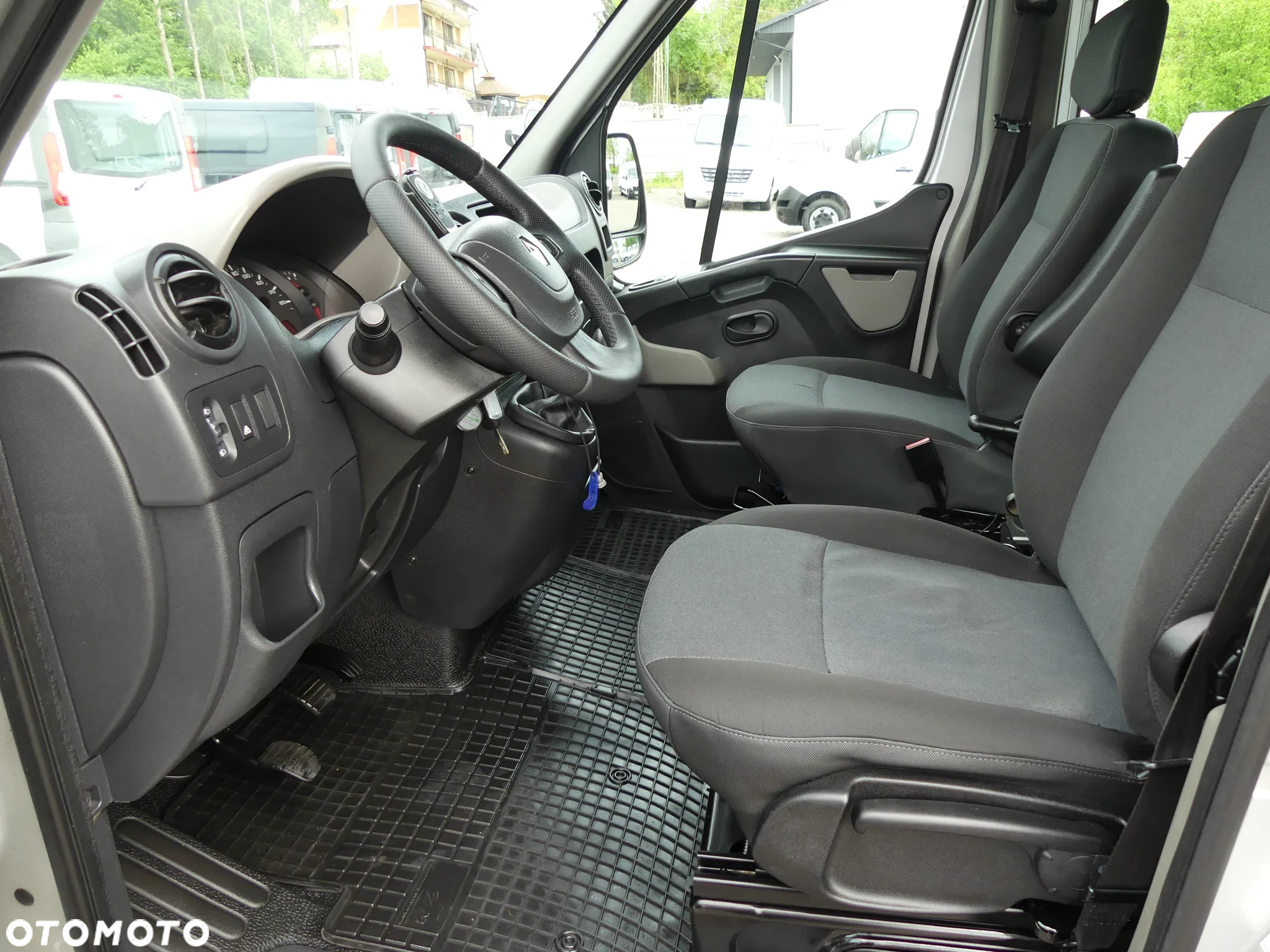 Renault MASTER MAXI 2.3DCI*150KM* 6 OSOBOWY - 9