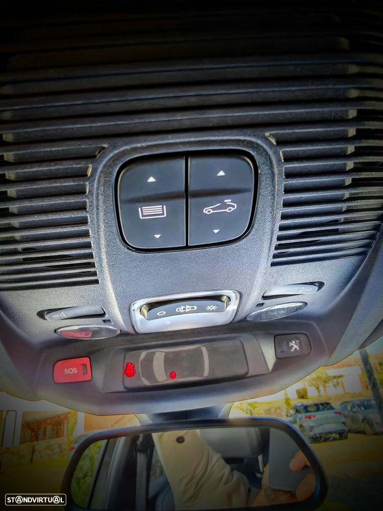 Peugeot 3008 1.6 BlueHDi GT Line Grip Control EAT6 - 14