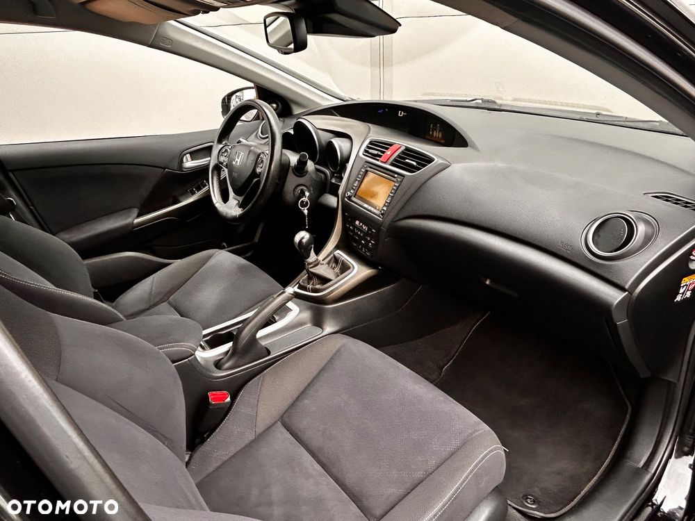 Honda Civic 1.6 i-DTEC Executive - 26