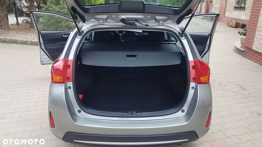 Toyota Auris - 21