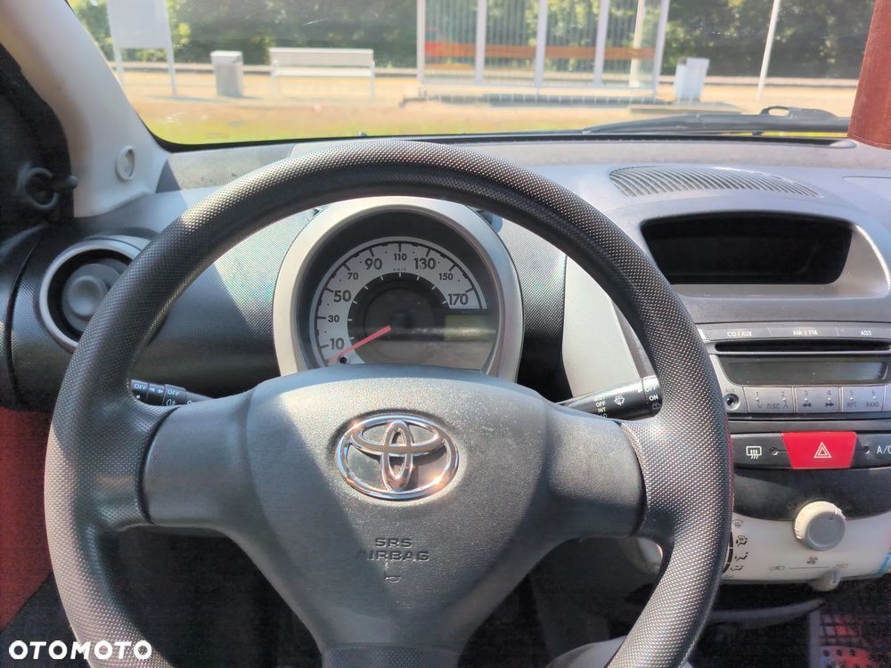 Toyota Aygo 1.4 d Luna - 16