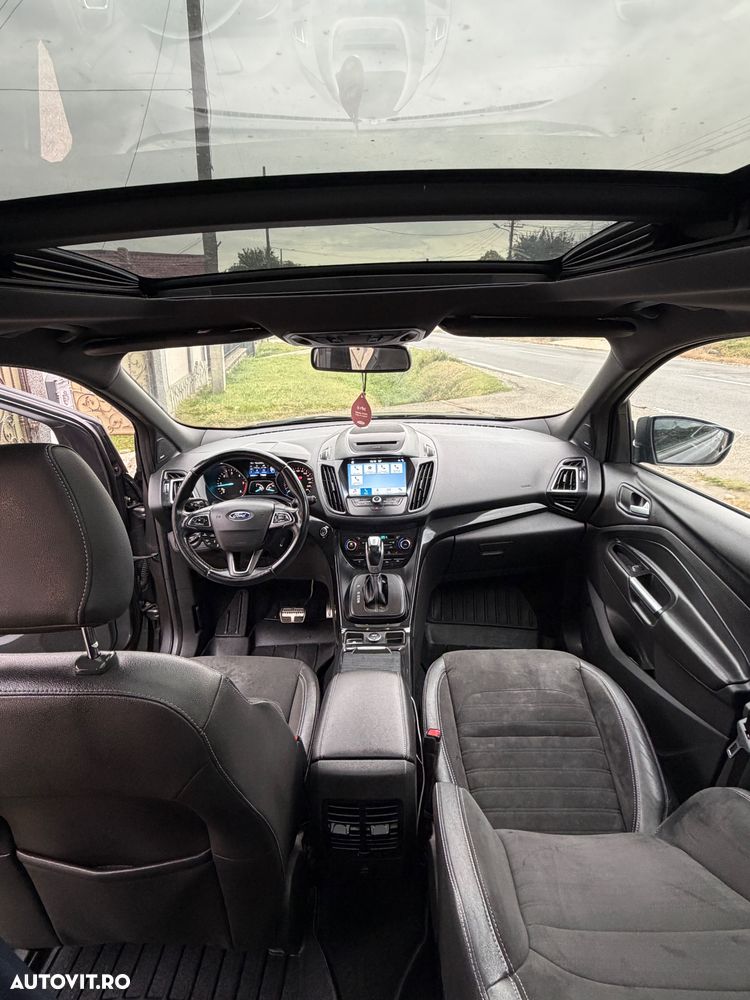 Ford Kuga - 4