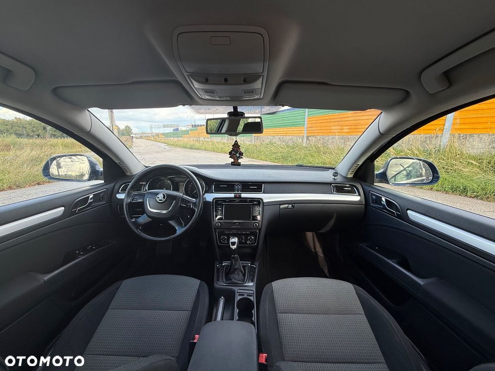 Skoda Superb 2.0 TDI Ambition - 20
