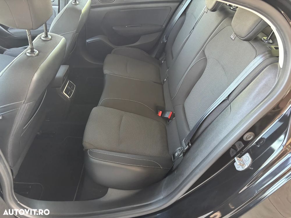 Renault Megane TCe GPF Intens - 32