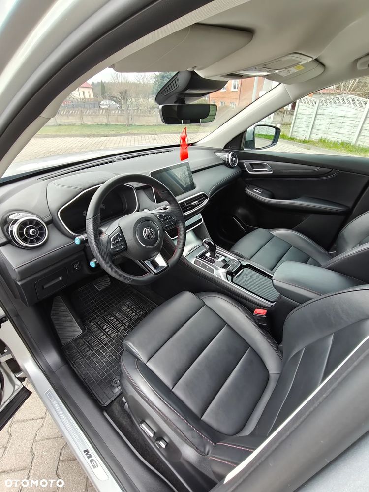 MG HS 1.5 T-GDI Excite DCT - 13