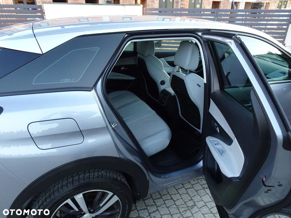 Peugeot 3008 1.5 BlueHDi Allure S&S - 16