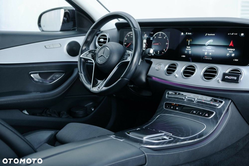 Mercedes-Benz Klasa E 220 d 4-Matic AMG - 28