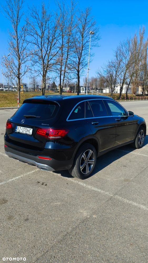 Mercedes-Benz GLC 300 4Matic 9G-TRONIC - 3