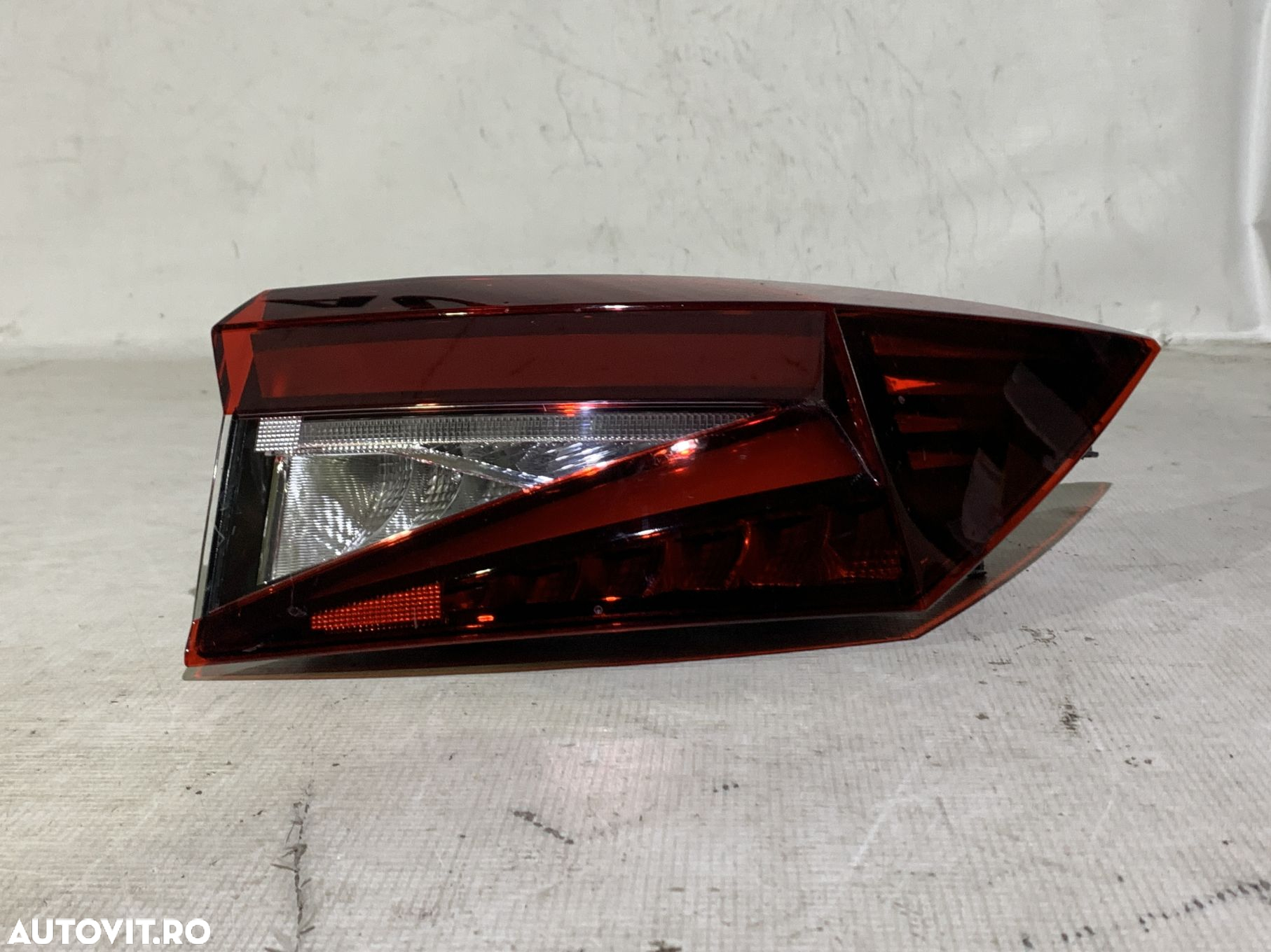 Lampa stop dreapta pe aripa, Skoda Enyaq, 2021, 2022, 2023, 2024, cod origine OE 5LA945208A. - 2