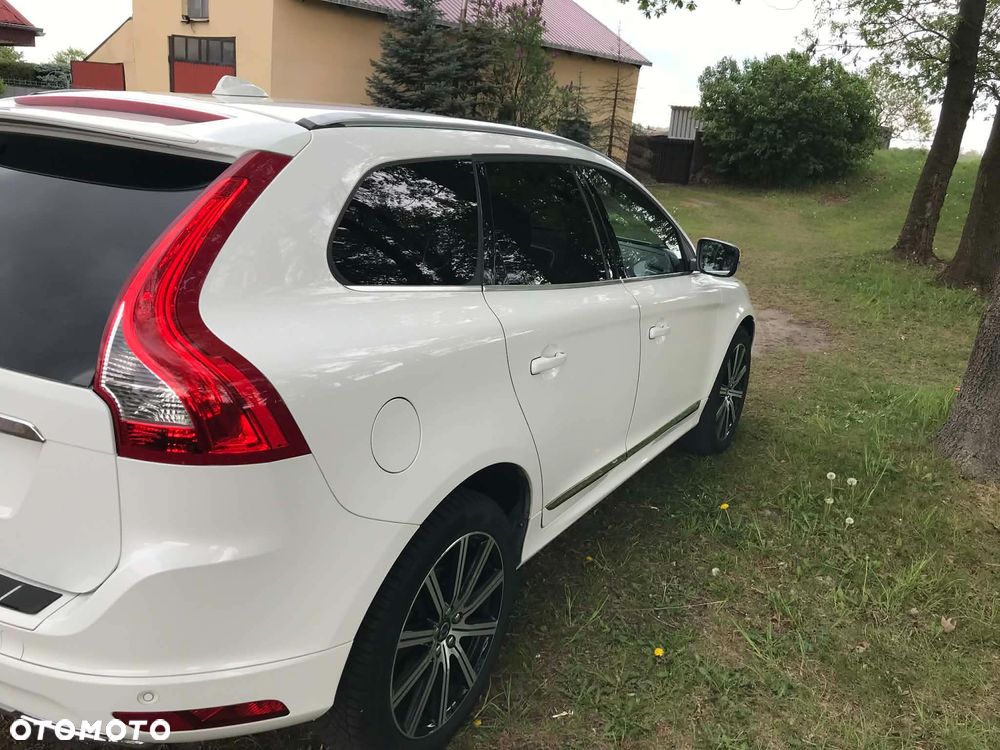 Volvo XC 60 D4 Geartronic Summum - 11