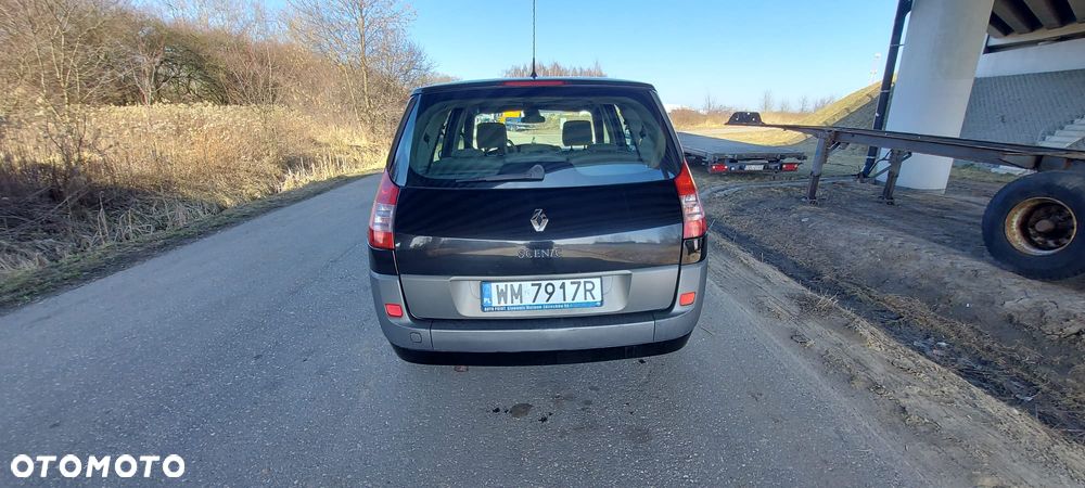 Renault Scenic - 4