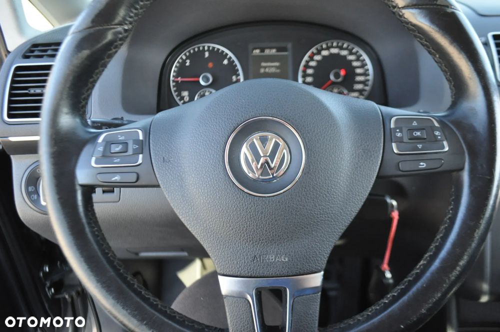 Volkswagen Touran 2.0 TDI DPF Comfortline - 15