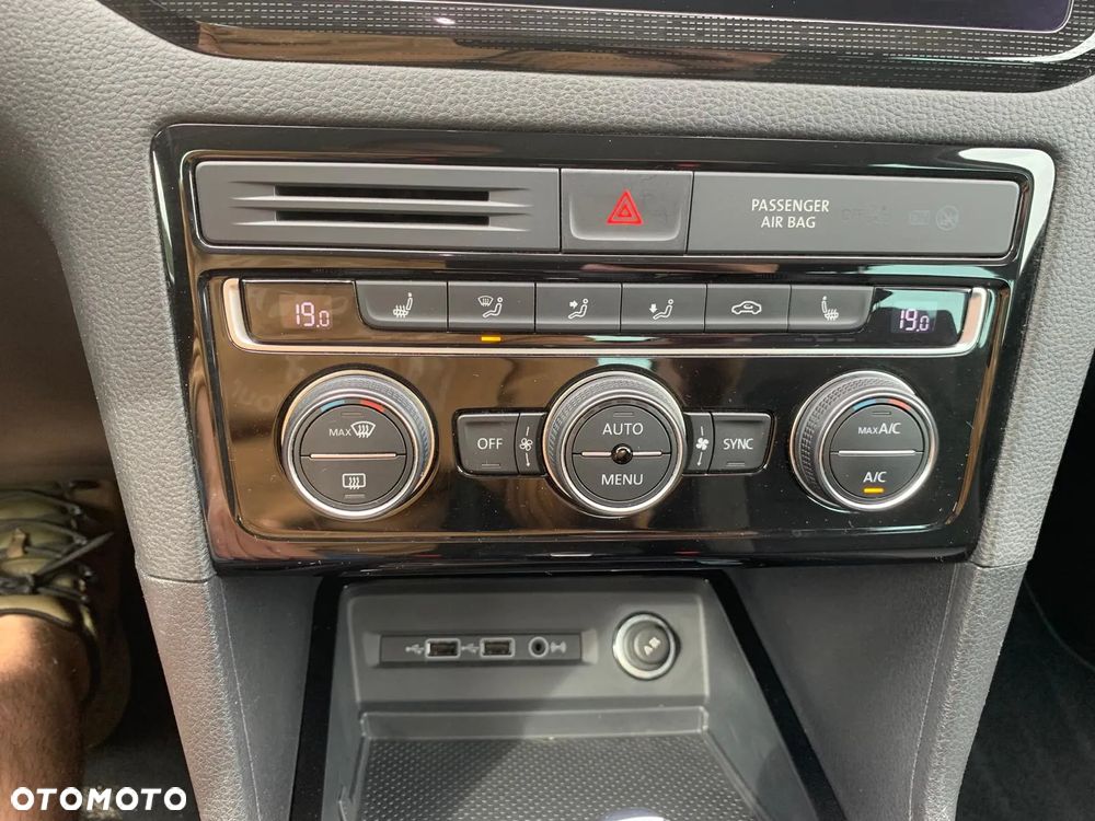 Volkswagen Golf Sportsvan VII SV 1.5 TSI ACT Highline DSG - 16