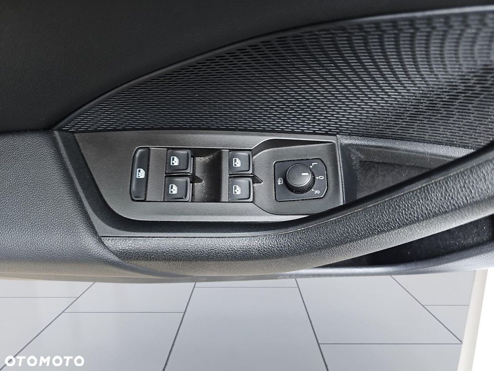 Skoda Octavia 2.0 TDI Ambition DSG - 18