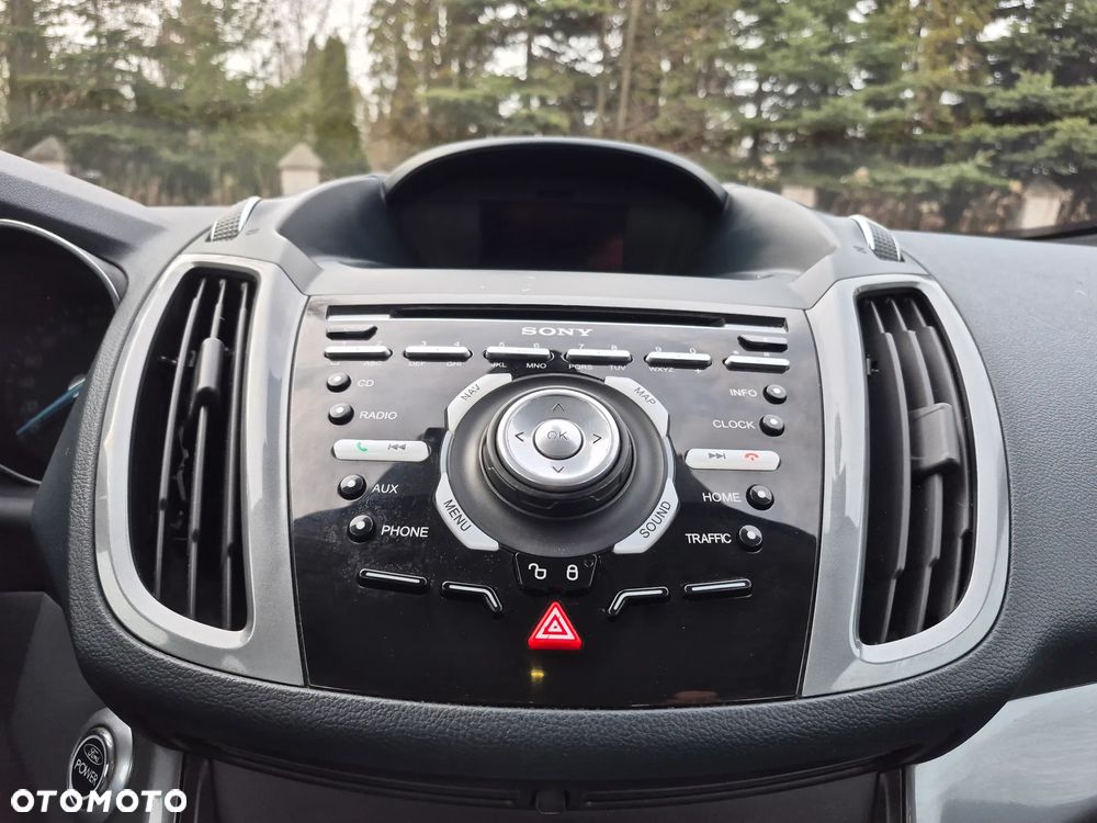 Ford C-MAX 1.6 EcoBoost Titanium - 24