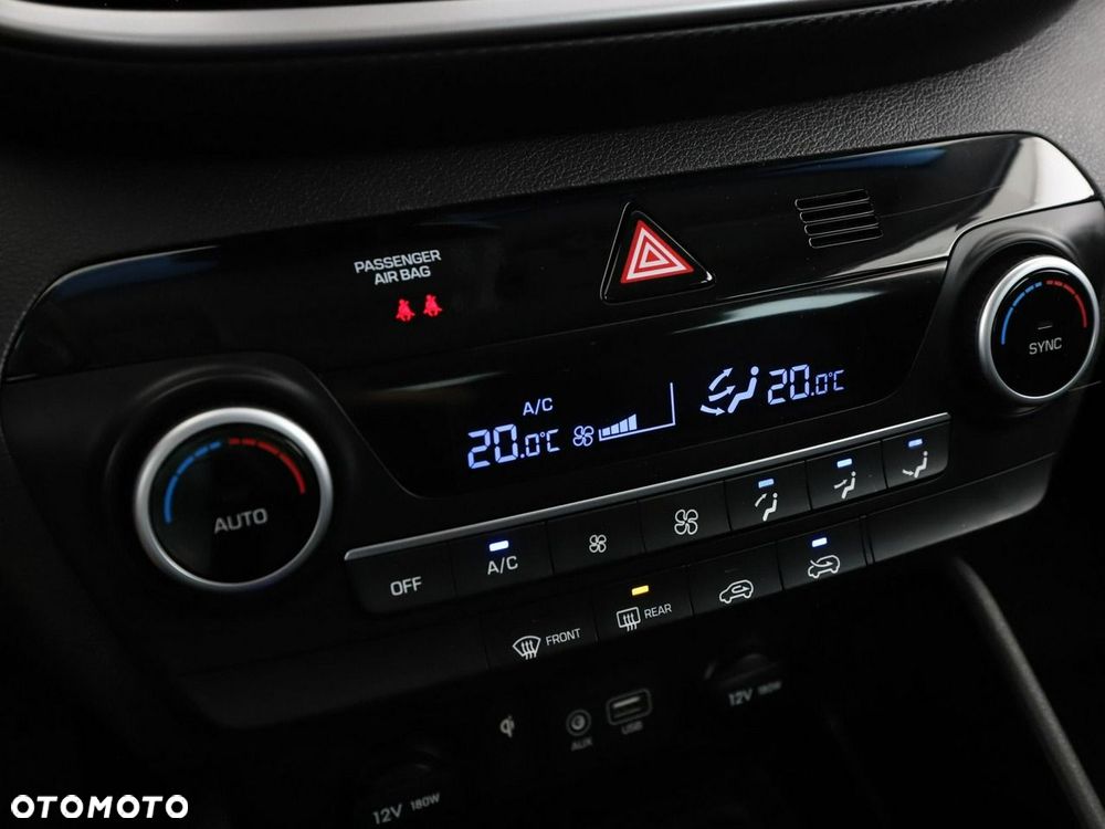 Hyundai Tucson blue 1.6 CRDi 4WD DCT Premium - 27
