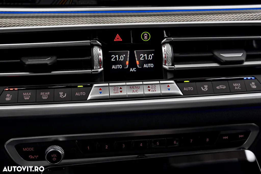 BMW X6 xDrive40i AT MHEV - 37
