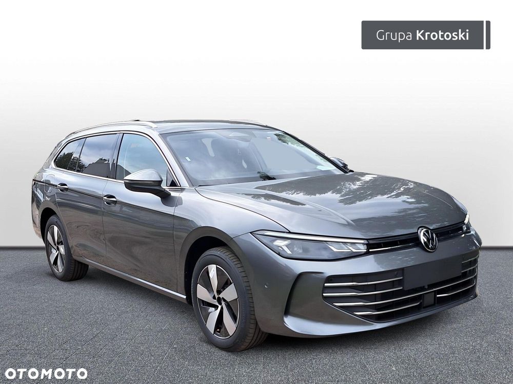 Volkswagen Passat - 4