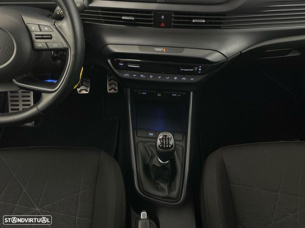 Hyundai Bayon 1.0 T-GDI Premium - 16