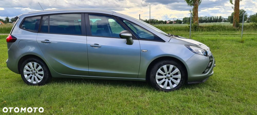 Opel Zafira Tourer 1.8 Style - 2