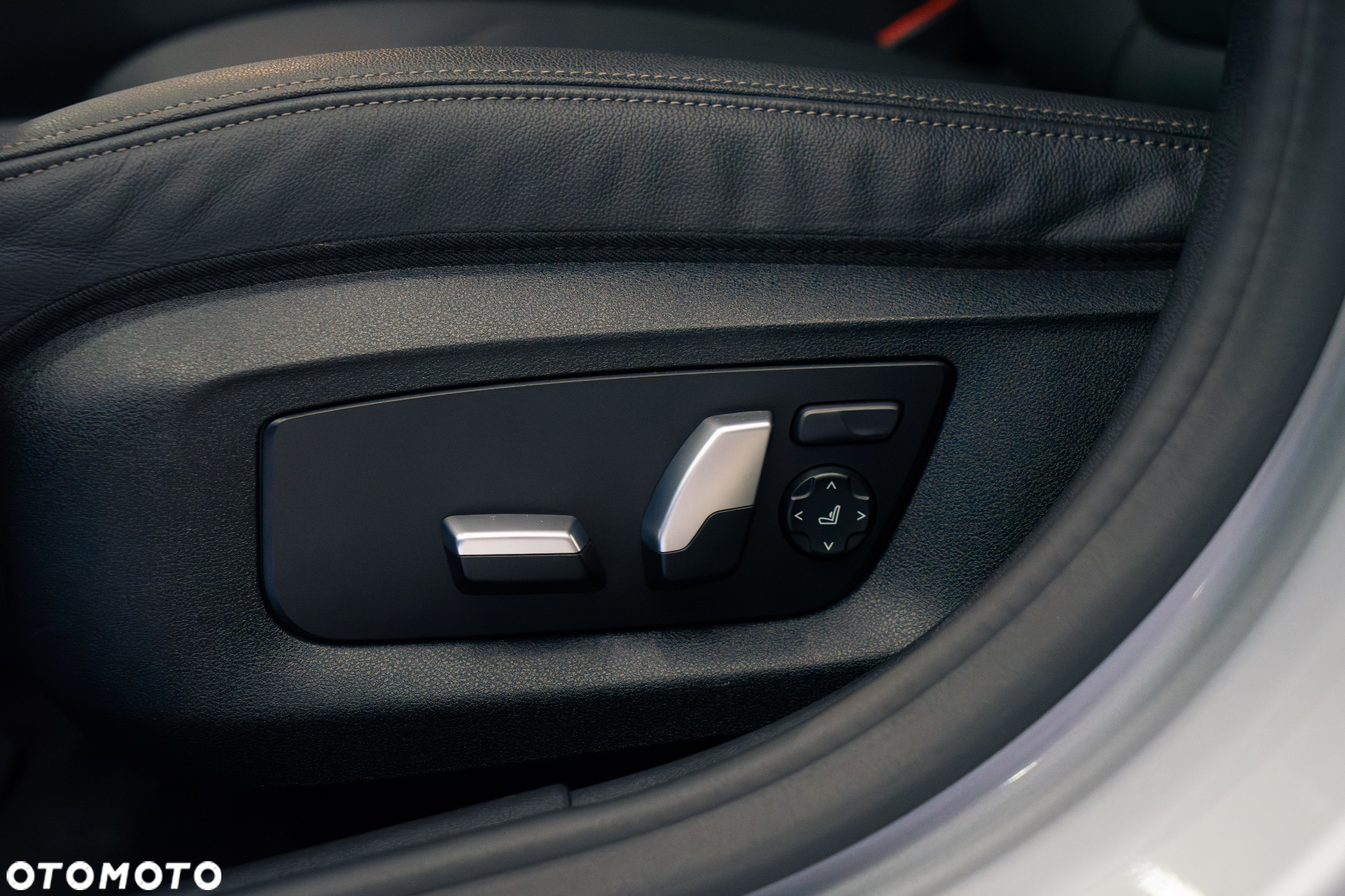 BMW Seria 5 530i - 11