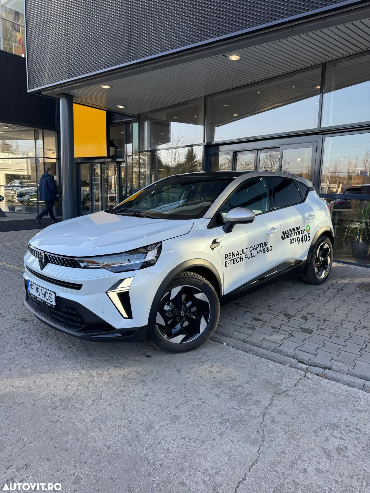 Renault Captur E-TECH Full Hybrid 145 Techno - 1
