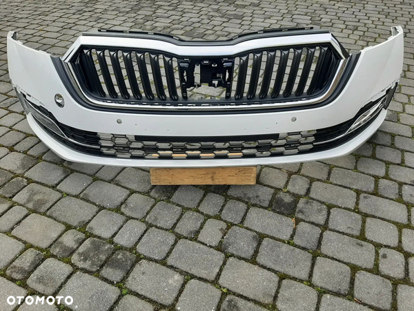 SKODA OCTAVIA IV 4 19- 5E3 ZDERZAK PRZÓD PRZEDNI ORYG. 5E3807221 WYSYŁKA 24H