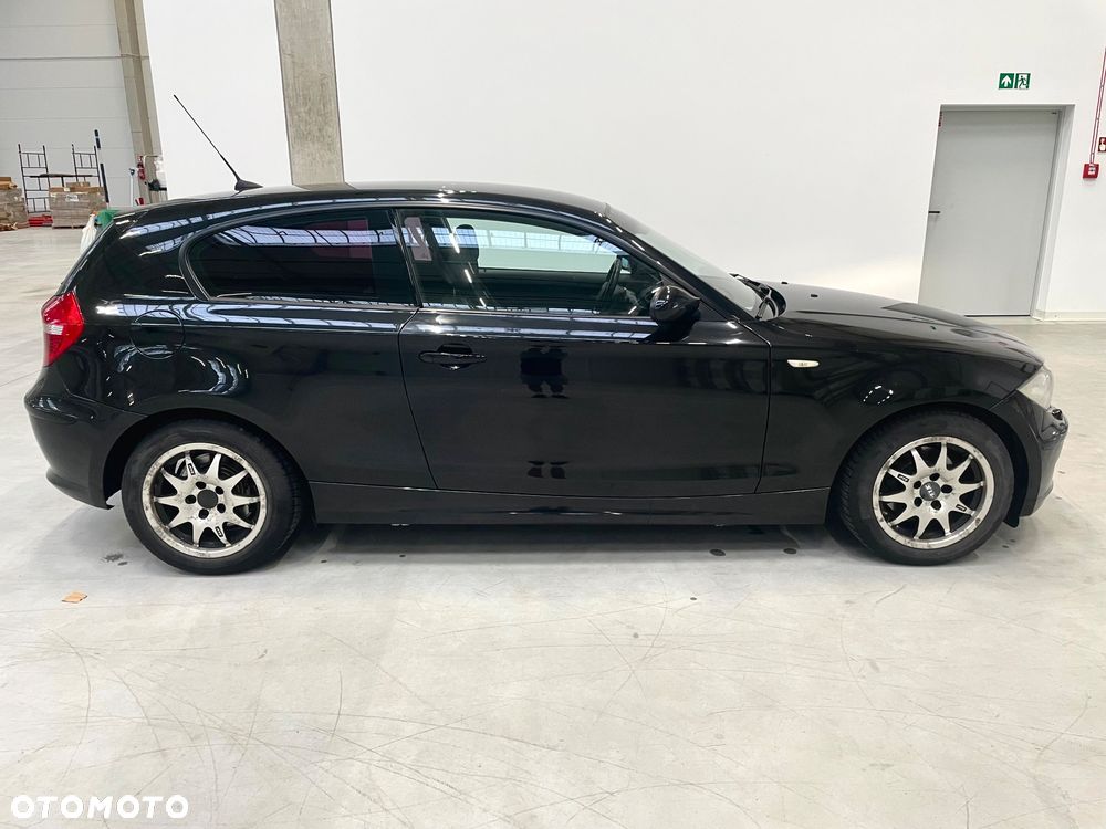 BMW Seria 1 118d - 10