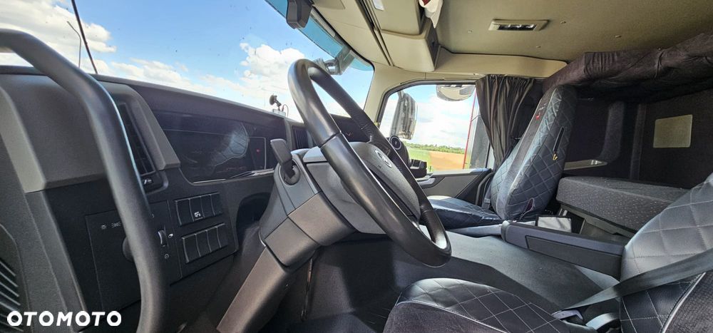 Volvo FM 460 - 27