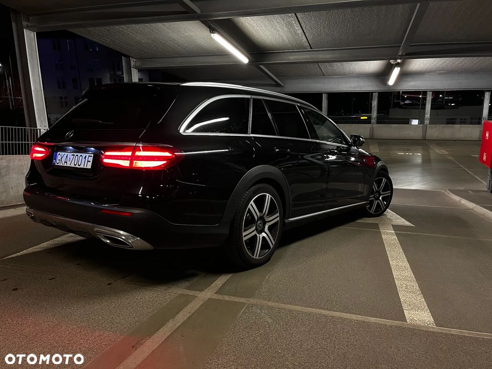 Mercedes-Benz Klasa E 220 d 4-Matic All-Terrain - 7