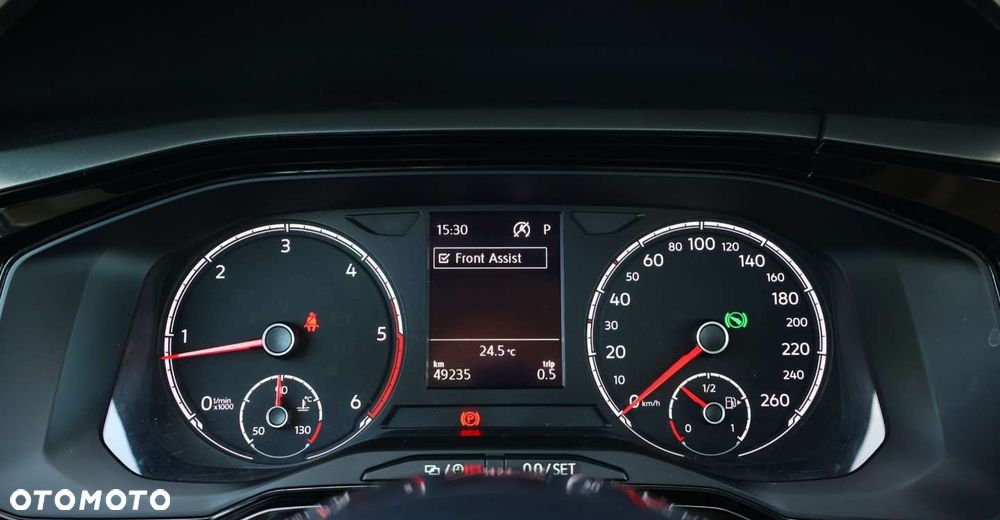 Volkswagen Polo - 22