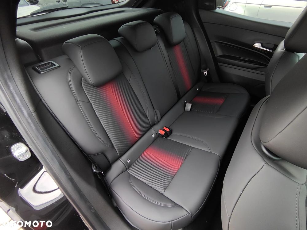 Alfa Romeo Junior 1.2 mHEV Ibrida Speciale eDCT - 27