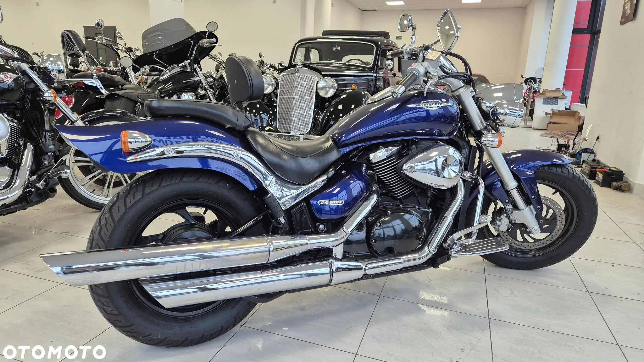 Suzuki Intruder - 4