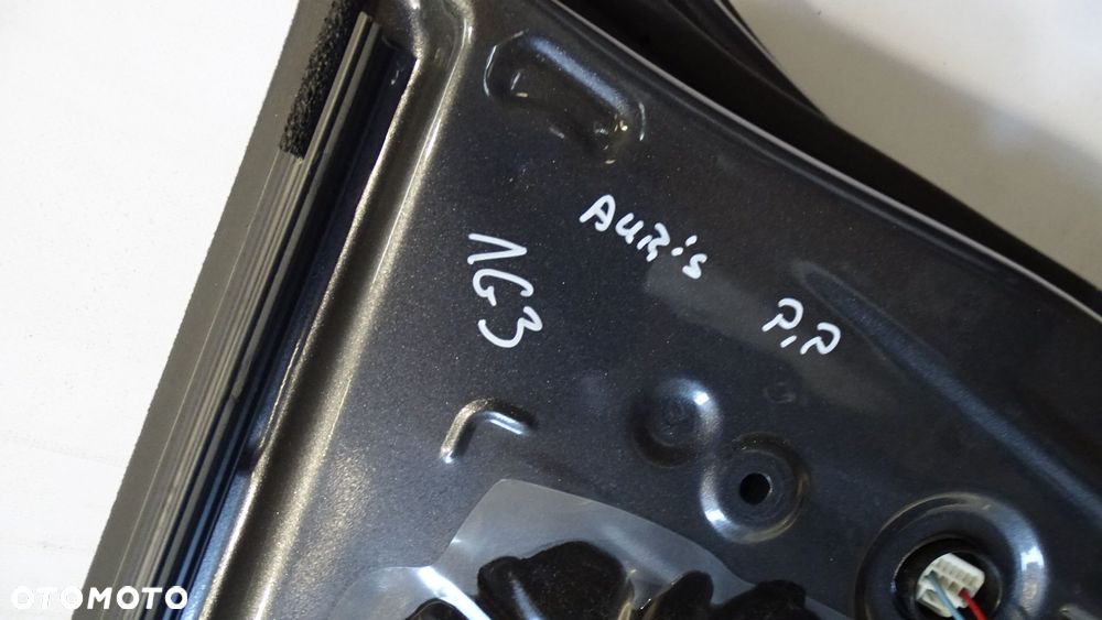 DRZWI PRAWY PRZÓD TOYOTA AURIS 2.0D4D 1G3 - 8