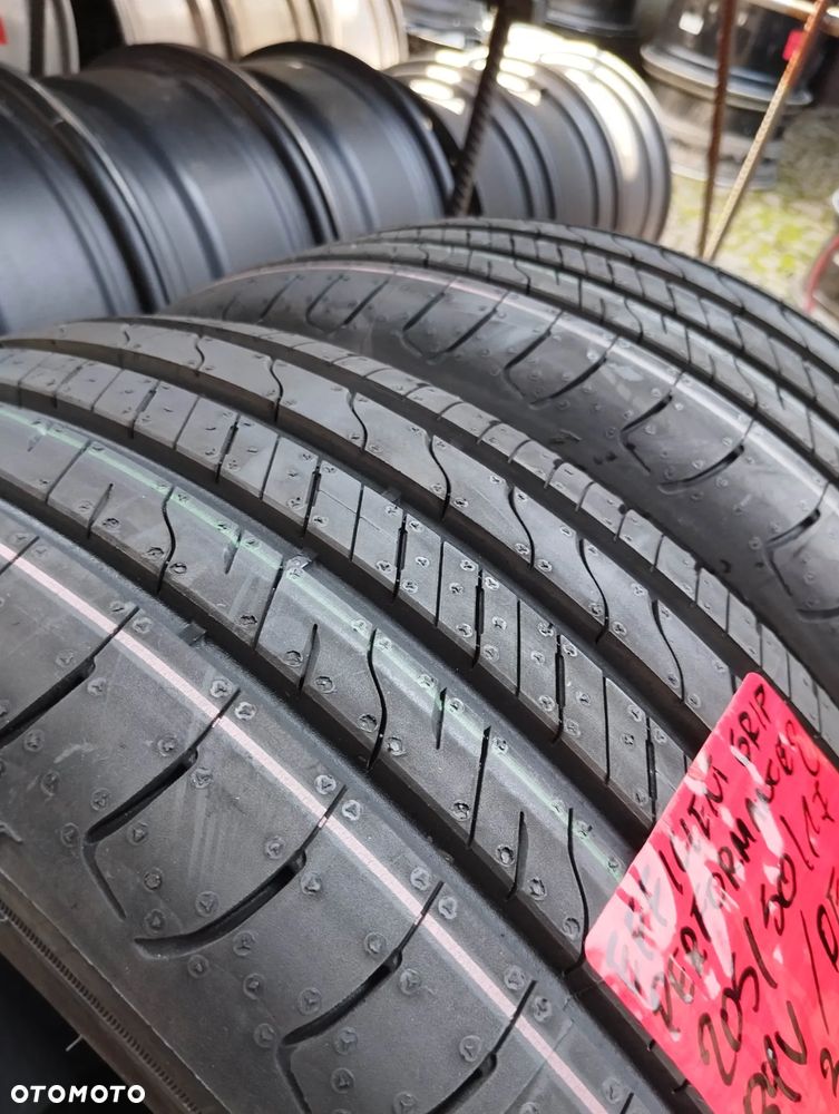 205 50 17 Goodyear Efficient Grip Performance 2szt - 2