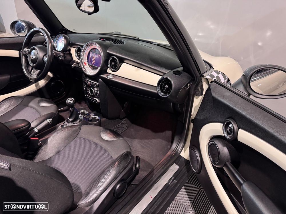 MINI Cabrio Cooper S - 20