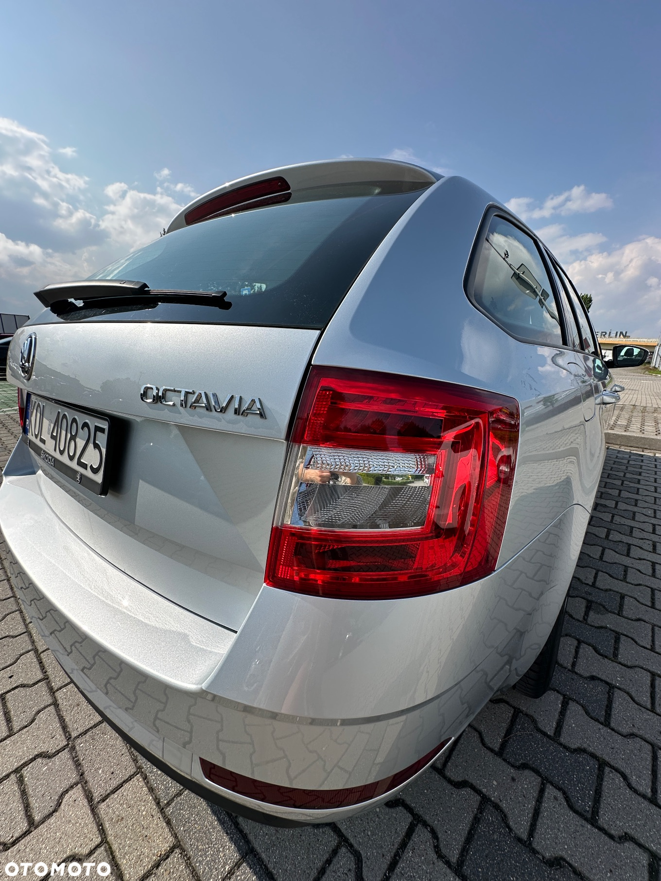 Skoda Octavia 1.6 TDI Ambition DSG - 10
