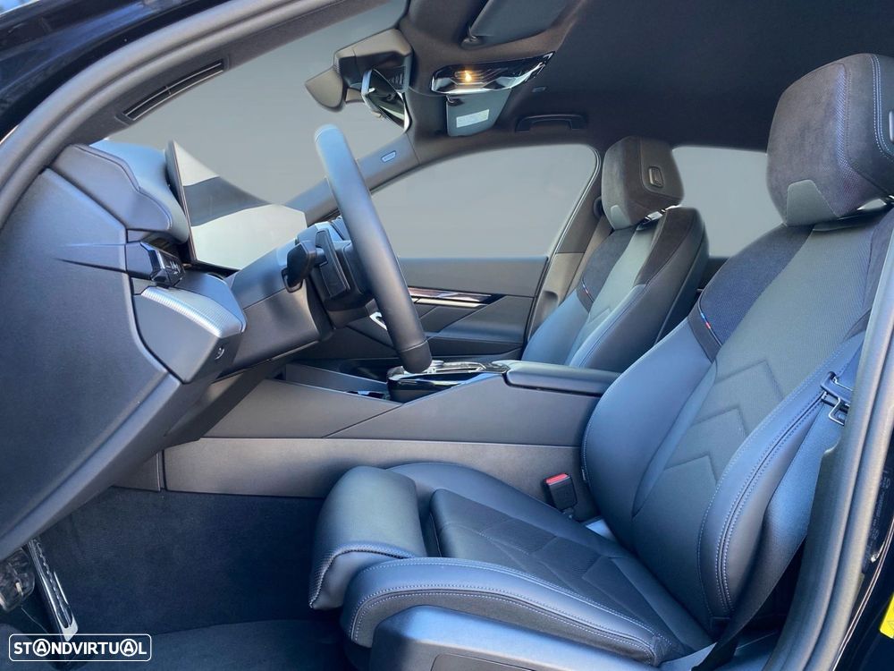 BMW i5 eDrive40 Pack Desportivo M - 3