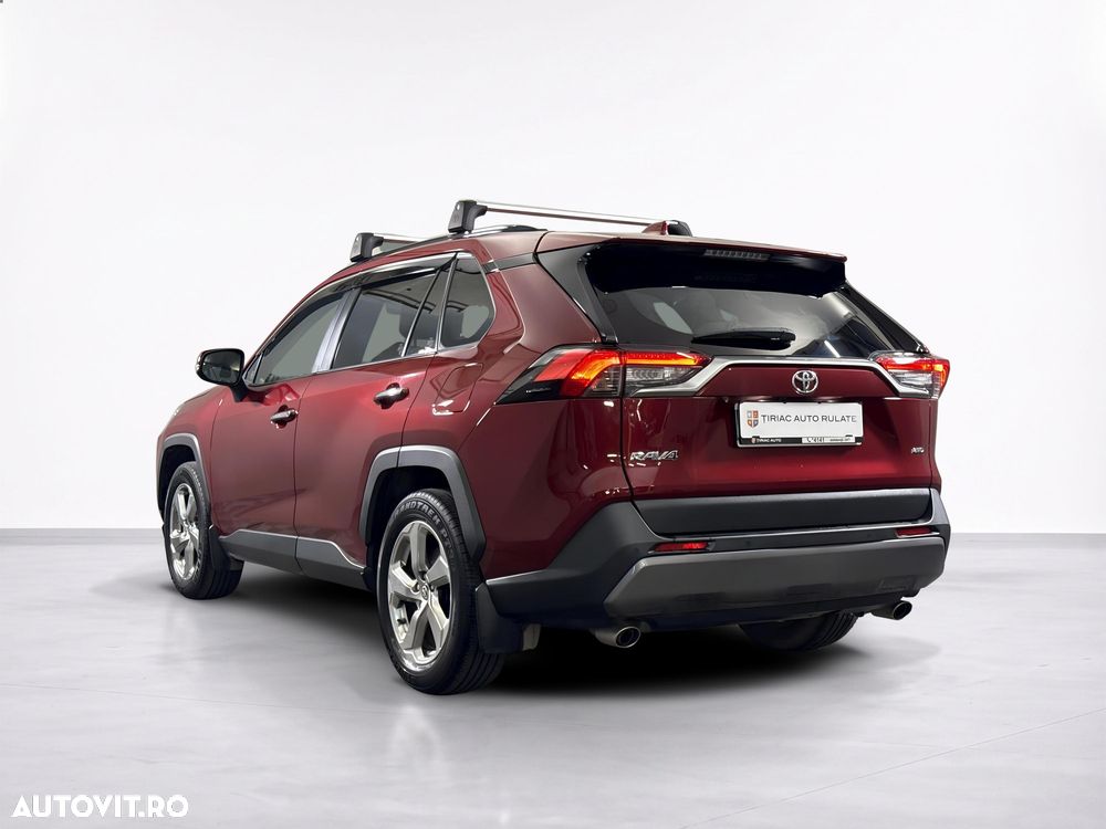 Toyota RAV4 - 4