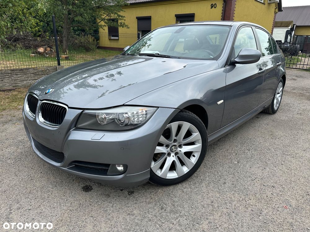 BMW Seria 3 320d DPF - 1