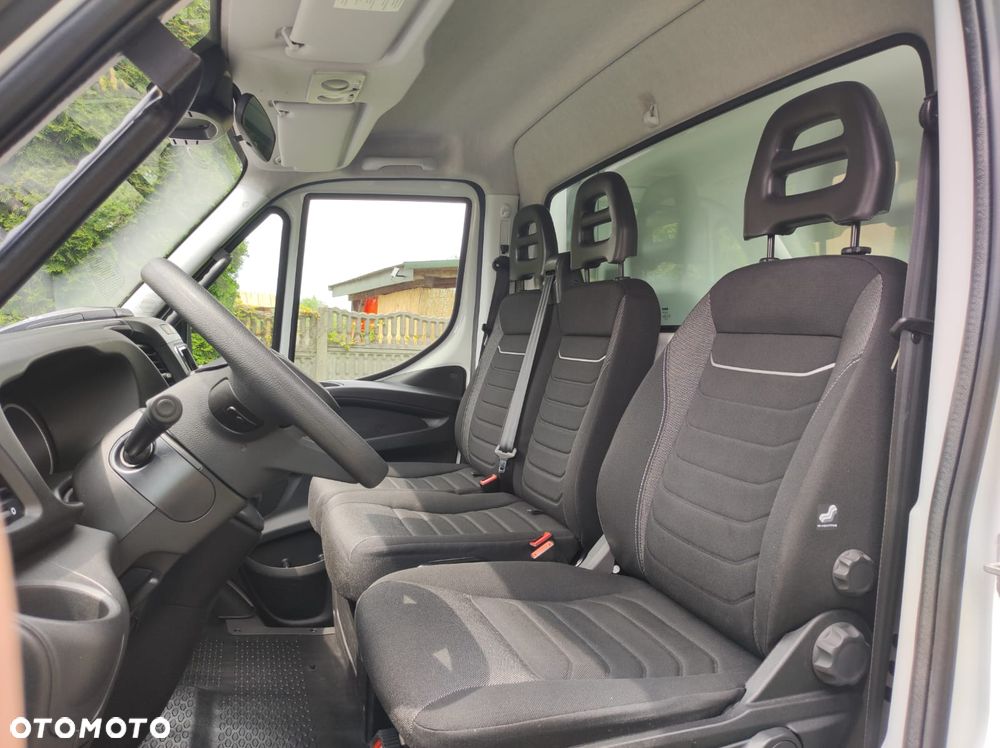 Iveco 35C18 - 11